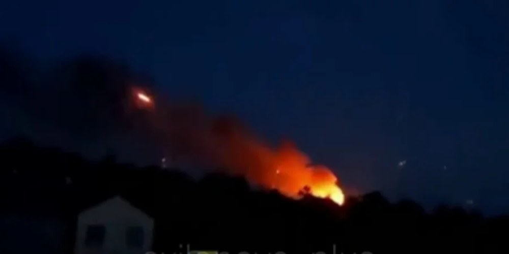 У Донецьку зафіксовано пожежу на складі боєприпасів із тривалою детонацією