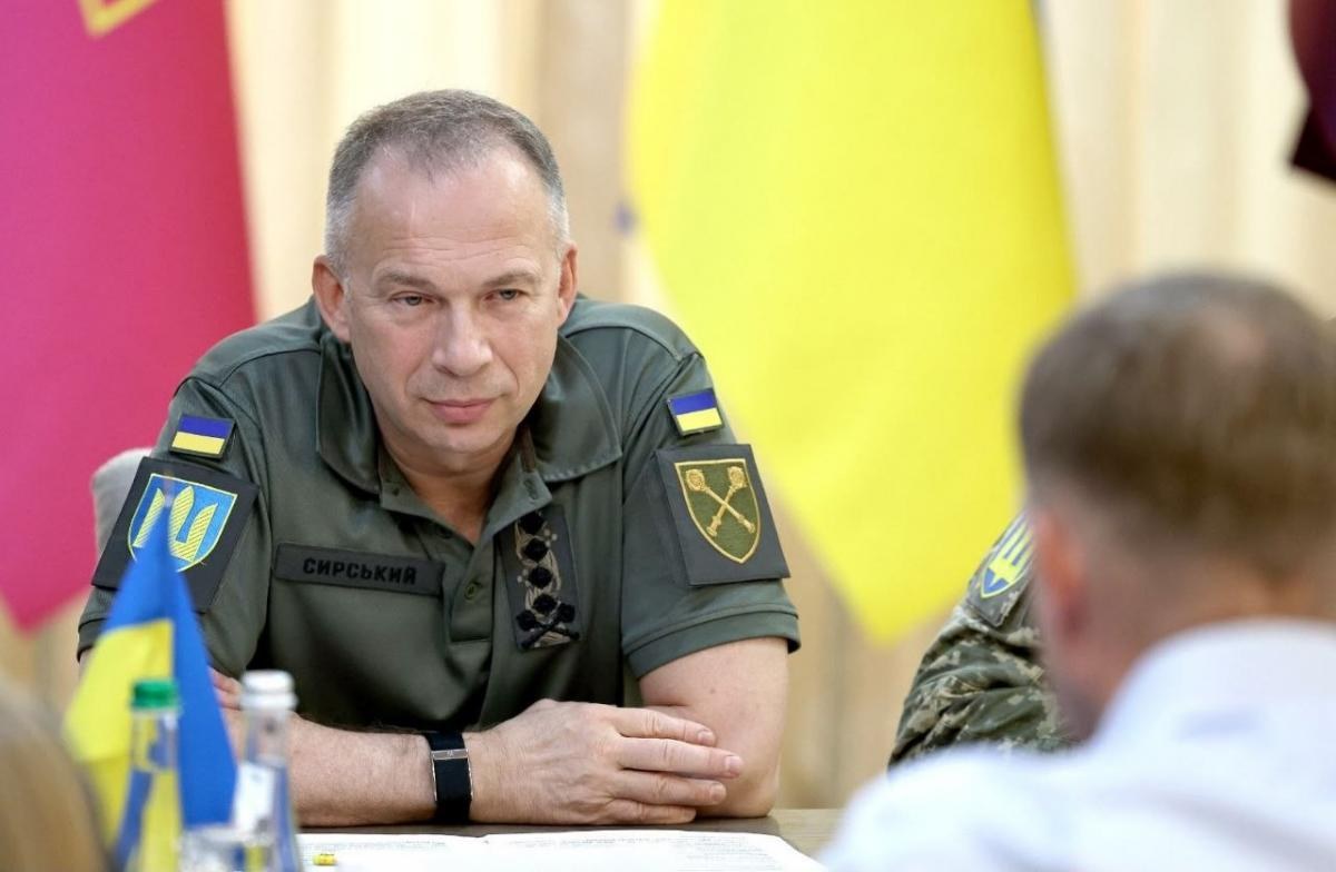 Сирський назвав ціну одного квадратного кілометра у Донецькій області