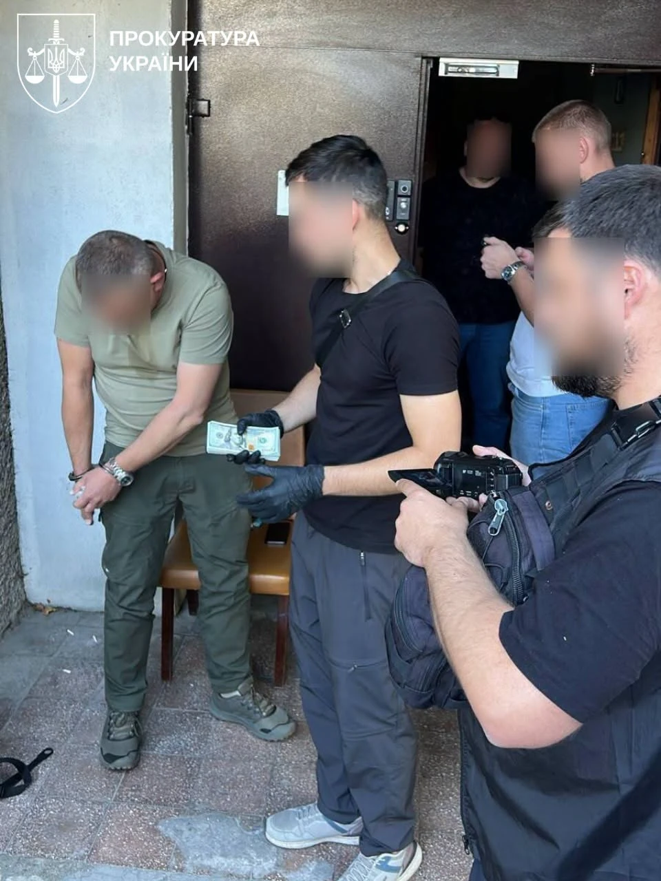 Затриманий начальник Миколаївського обласного ТЦК та СП під час одержання неправомірної вигоди